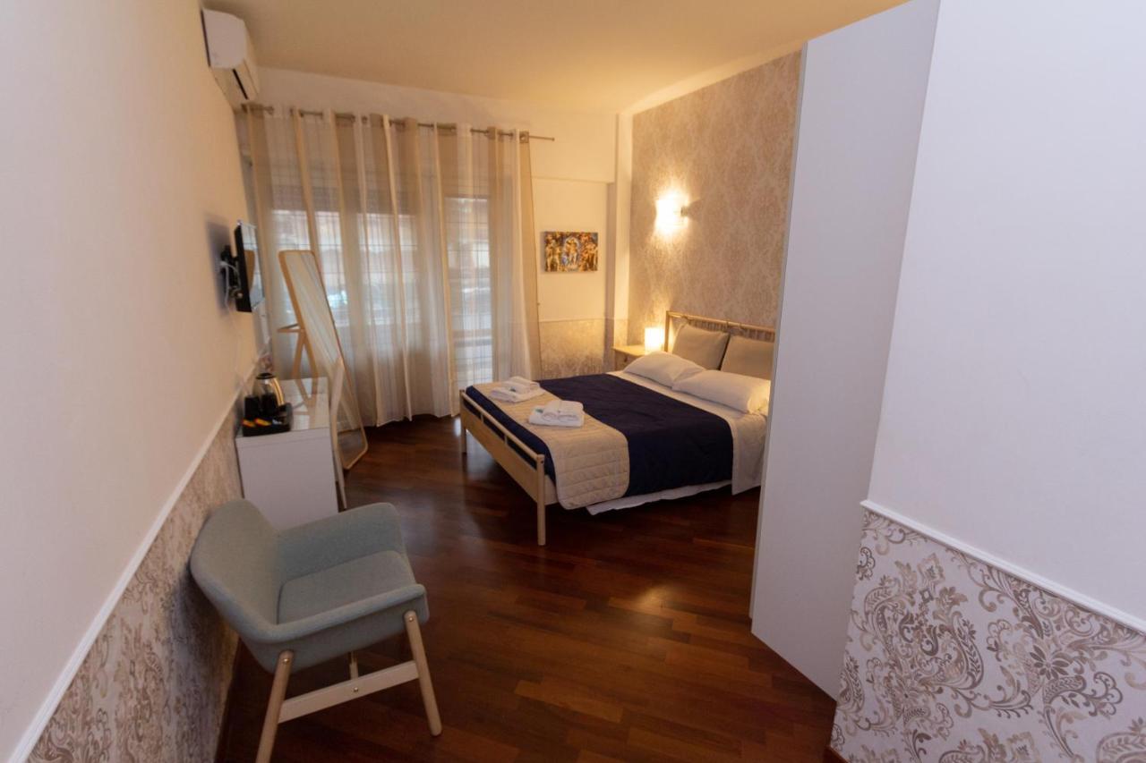 Aurelio Deluxe Rooms Roma Exterior foto